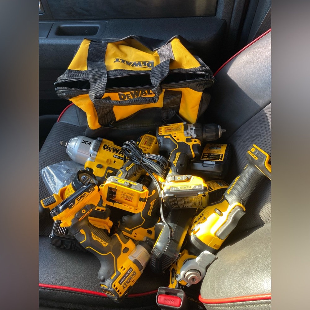 DEWALT POWER TOOLS